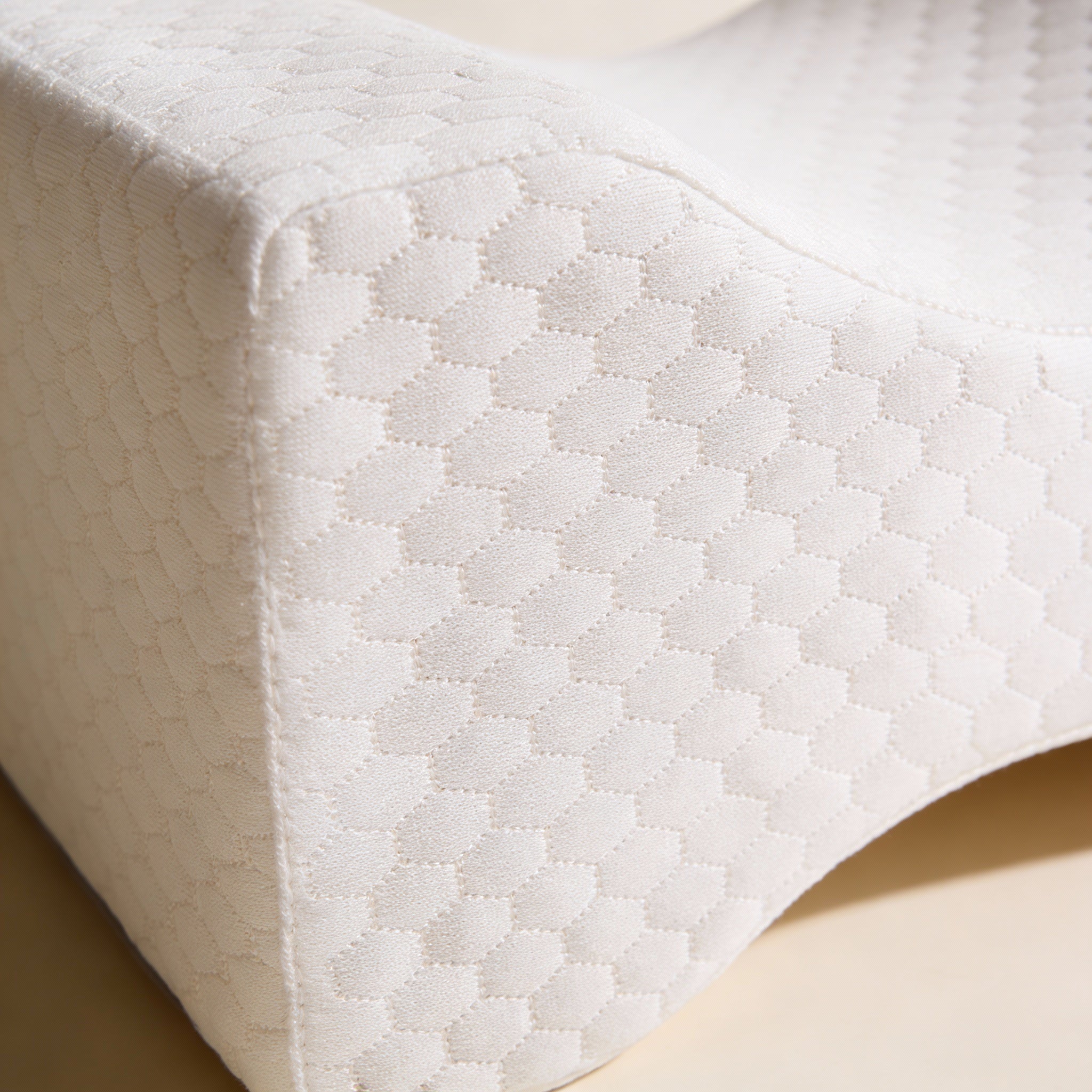 Ergonomisches Bein & Kniekissen – Entlastung im Schlaf